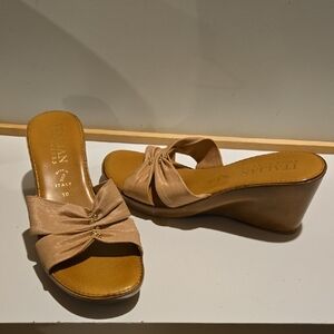 Italian Shoemakers Beige Wedge Sandals